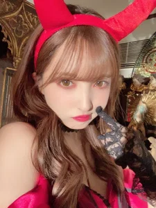 Yua Mikami 22
