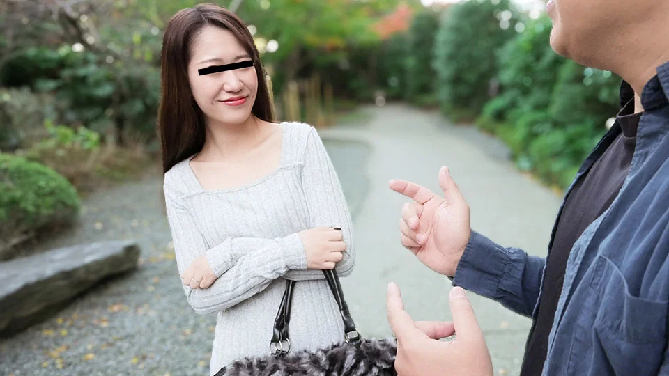 I decided to investigate whether women standing alone are still waiting to be hit on, even in the Reiwa era